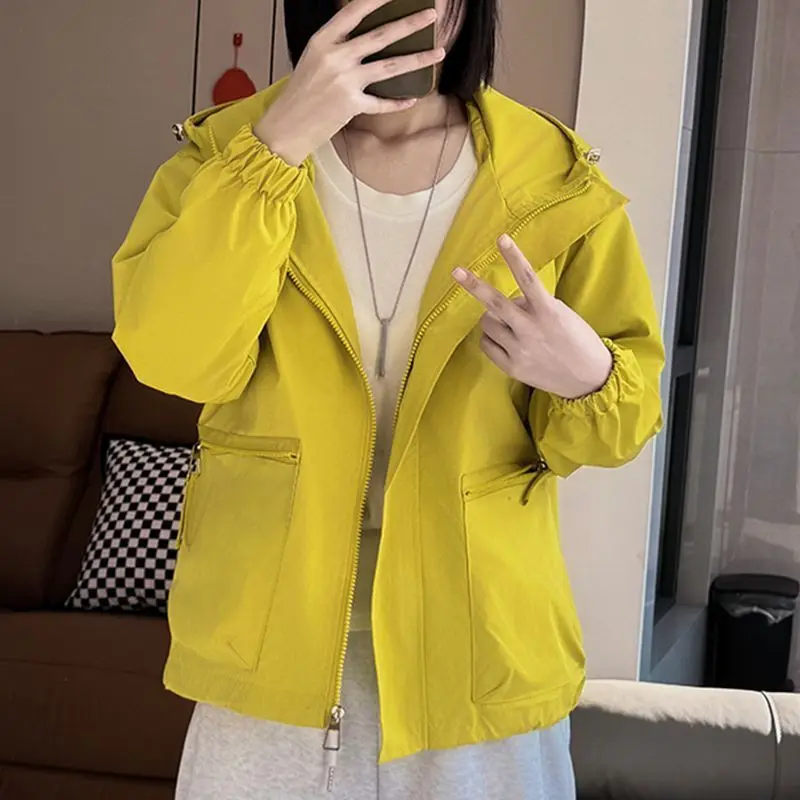 

Casual Short Hooded Jacket Women's Loose Fit Summer Thin Outerwear Basic Zipper Coat Small Size Friendly Fashionable Windbreaker