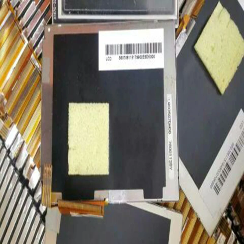 

LQ035Q7DH06 LCD Screen Display