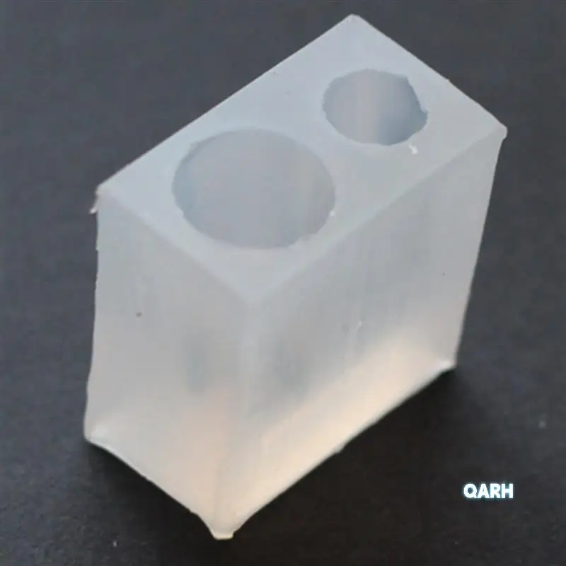 2X 悪魔ホーンシリコーン型動物ホーンペンダントジュエリーメイキング UV 樹脂金型ドームカボションエポキシ樹脂金型