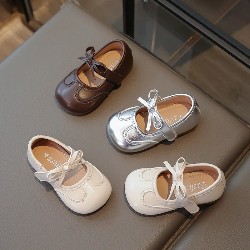 

Sweet Girls Flat Shoes New Fashion Ruffled Edge Kids Princess Causal Leather Shoes Baby Bowknot Children's Wedding Party Shoes