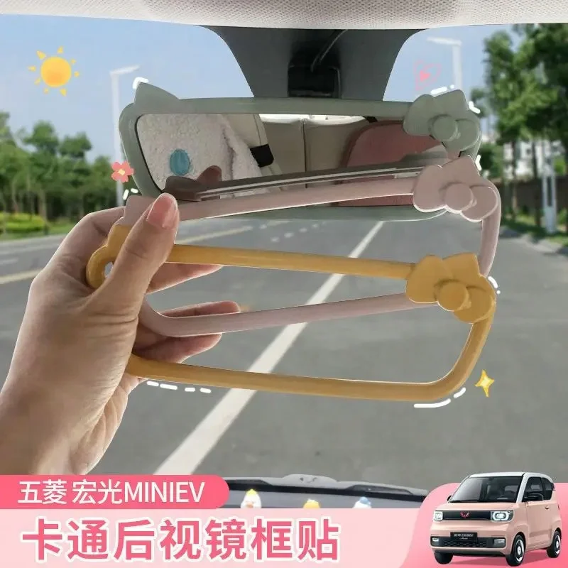 Kawaii sanrio anime hello kitty zum Wuling Bengo Spiegel dekorativen Rahmen niedlichen Cartoon Auto Innen dekorative Aufkleber Zubehör