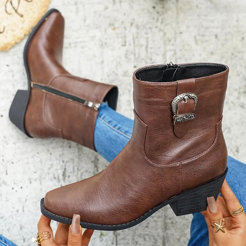 

Новые ботильоны с металлической пряжкой, модные нескользящие износостойкие туфли на блочном каблуке с острым носком и боковой молнией