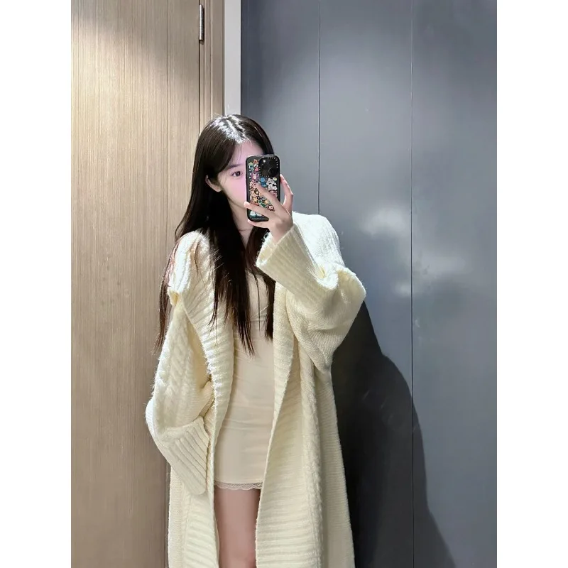 Autumn/Winter Solid Loose Women Sweater Knitted Jacket  Leisure Style Long Collar Loose Casual Women Medium/Long Coat