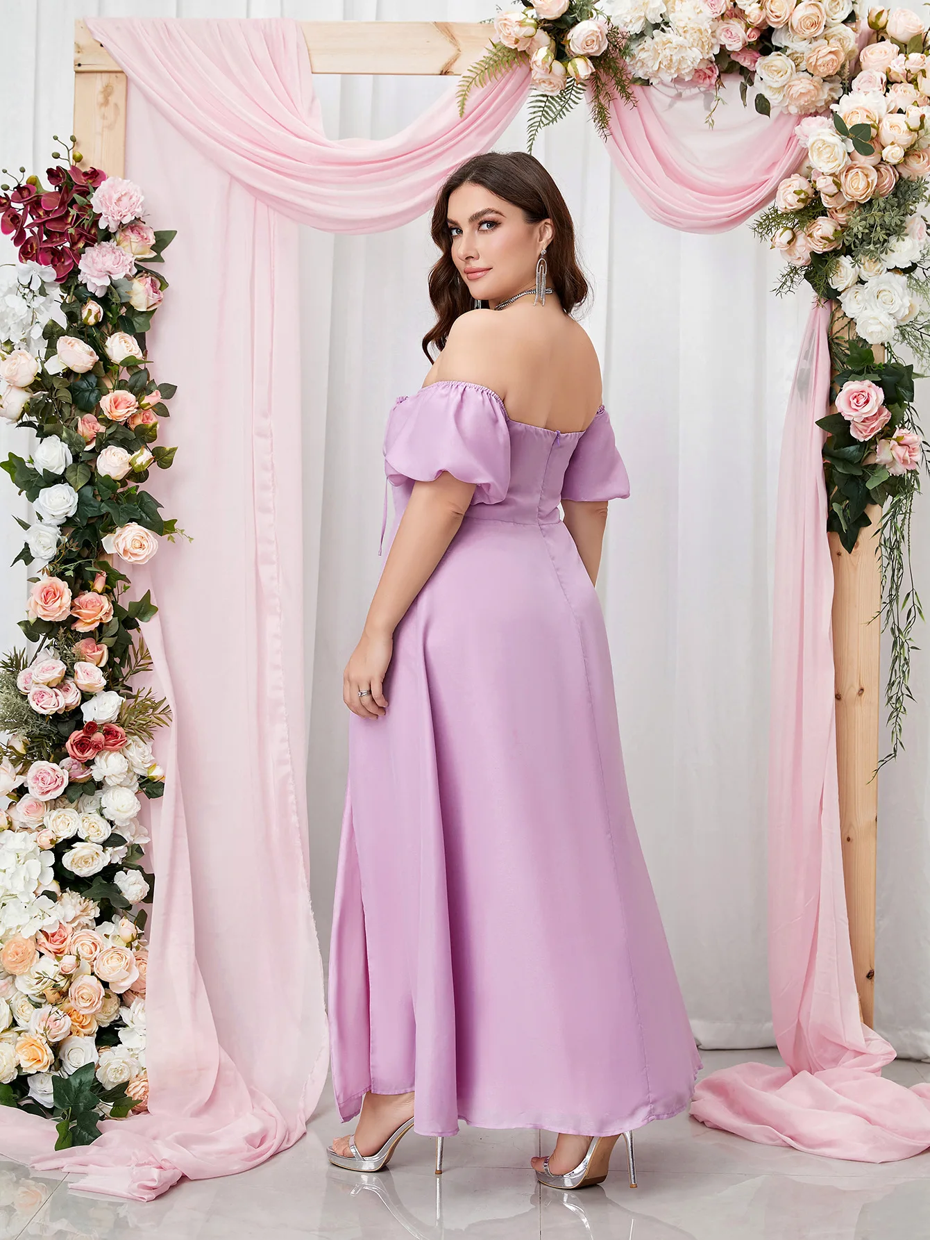 Plus Size Dresses 2023 Spring/Summer New Bra Off Shoulder Dress With Strap Bubble Sleeves Off Back Long Dress Large Women's Wear