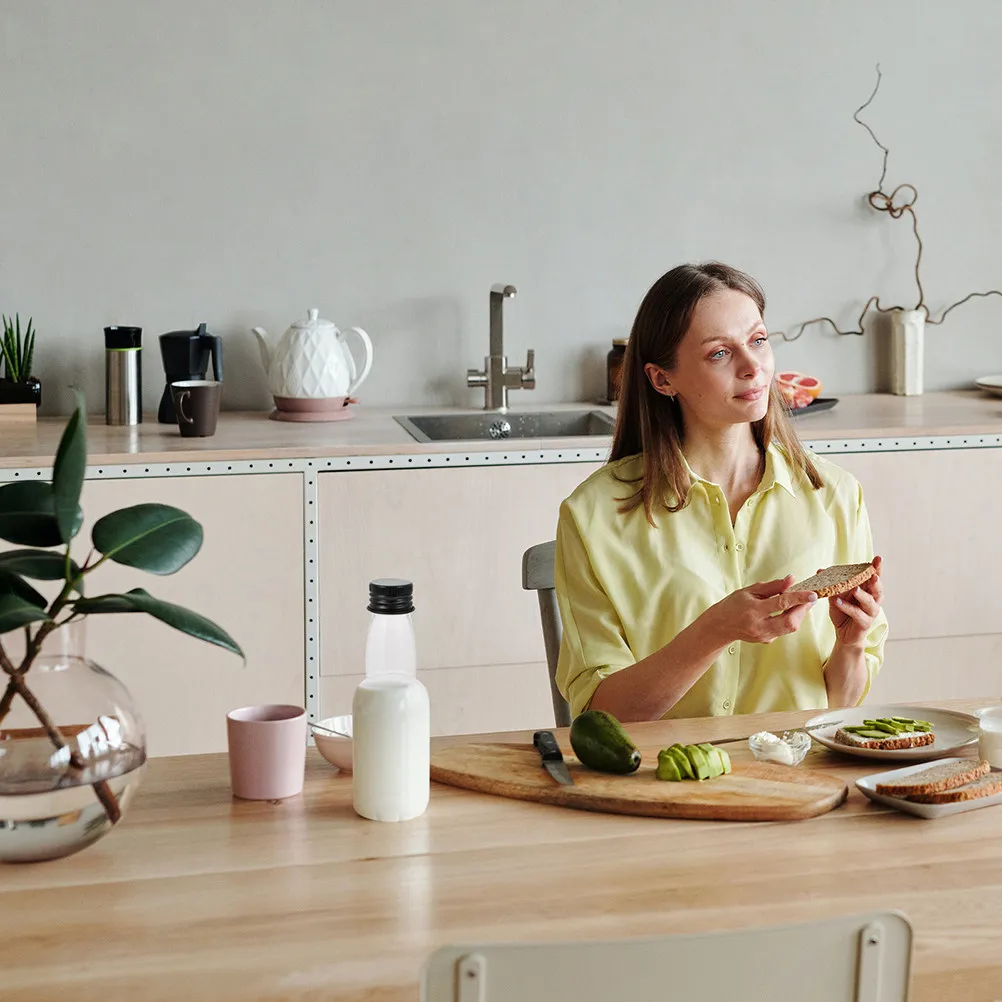 

50 шт. многоразовых пластиковых бутылок для напитков, портативные, для вина, сока, молока, для путешествий на природе, маленькие контейнеры для жидкостей