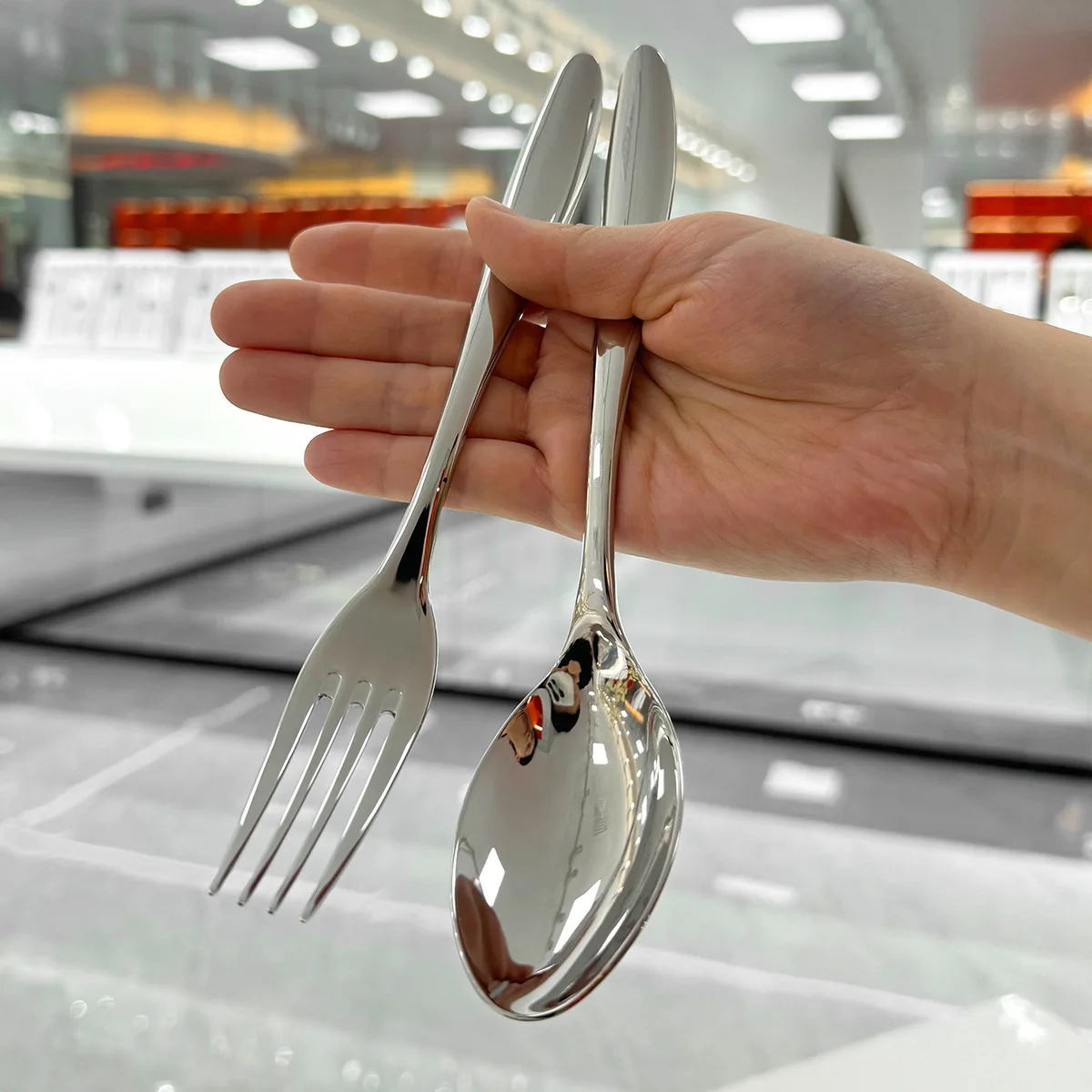 5Pcs Silver Stainless Steel Flatware Set, Heavy Duty Mirror Polished Cutlery, Luxury Knife Fork Spoon for Wedding Party
