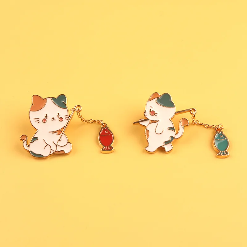 Creative Cats Go Fishing Brooch Pins Cute Cartoon Cat And Fishes Link Chain Design Enamel Lapel Pin Corsage Jewelry Accessory Gi