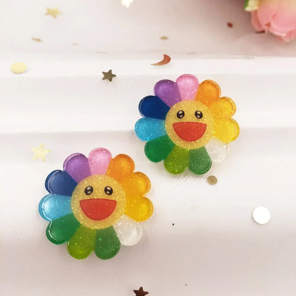 Yeni 26mm güzel gülümseme renkli Glitter ayçiçeği düz geri akrilik levha minyatür desen aplike DIY düğün karalama defteri craft