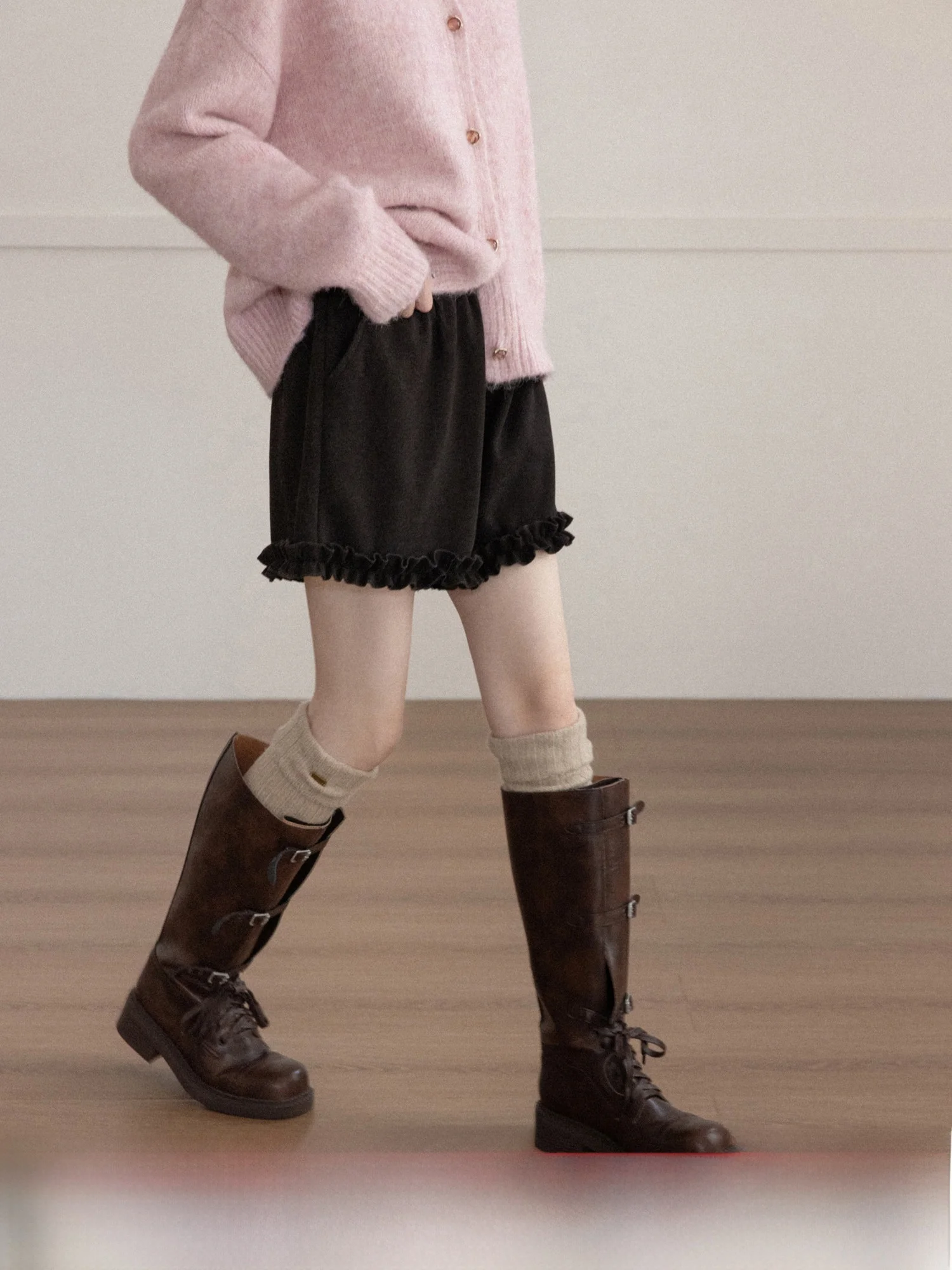 

Женские зимние универсальные брюки-палаццо с флисовой подкладкой и деревянными пуговицами, мягкие и удобные, для повседневной носки