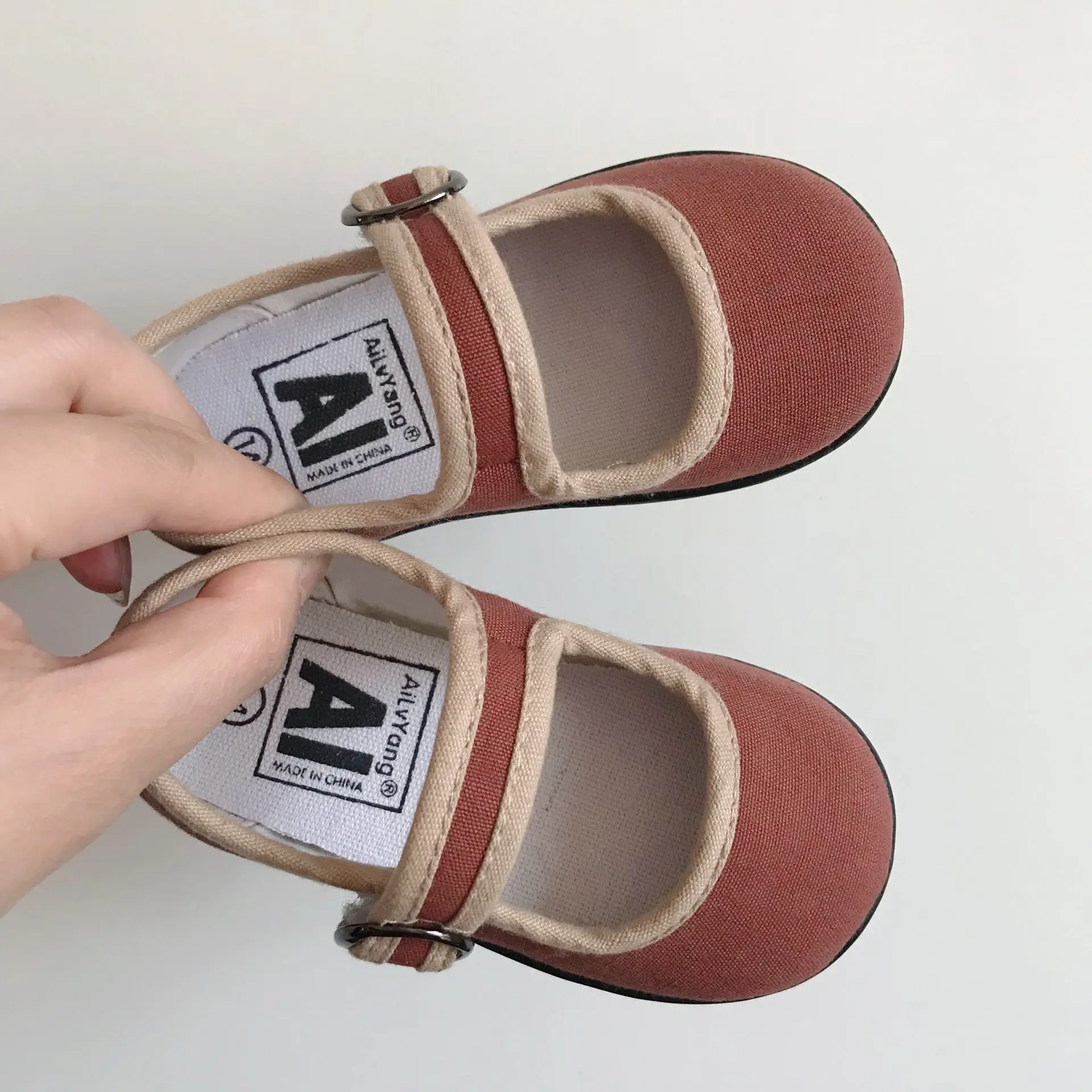 HoneyCherry Frühling Neue Mädchen Weichen Boden Slip-on Schuhe Kindergarten Indoor Quadratischen Mund Baby Leinwand Schuhe – Detail 7
