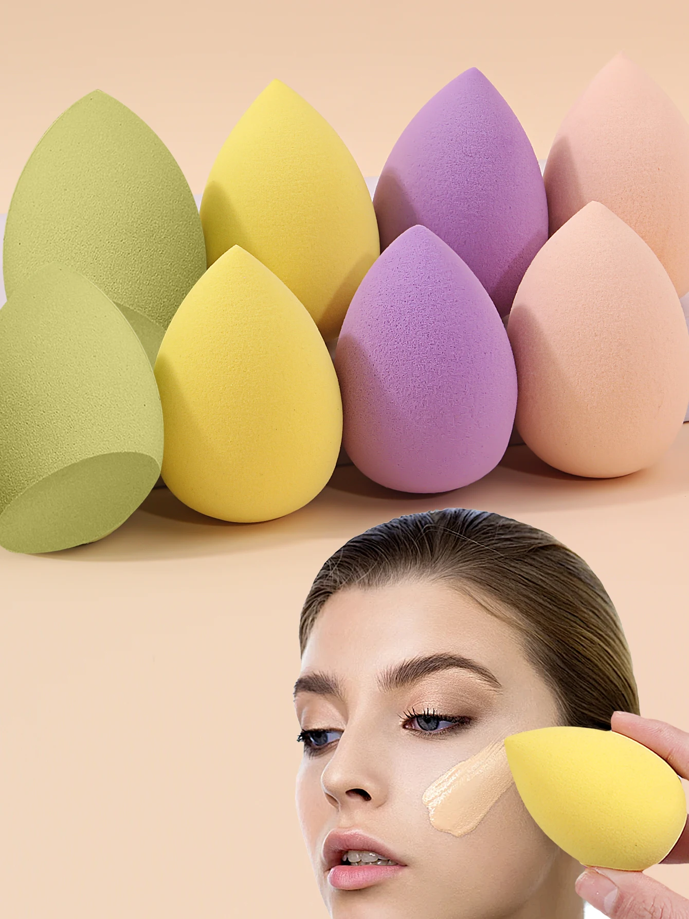 8 miękkich i sprężystych gąbek do makijażu, 4-kolorowe gąbki do makijażu, perełki do pudru do makijażu o kroju ukośnym/kroju łezki, naturalny i gładki makijaż