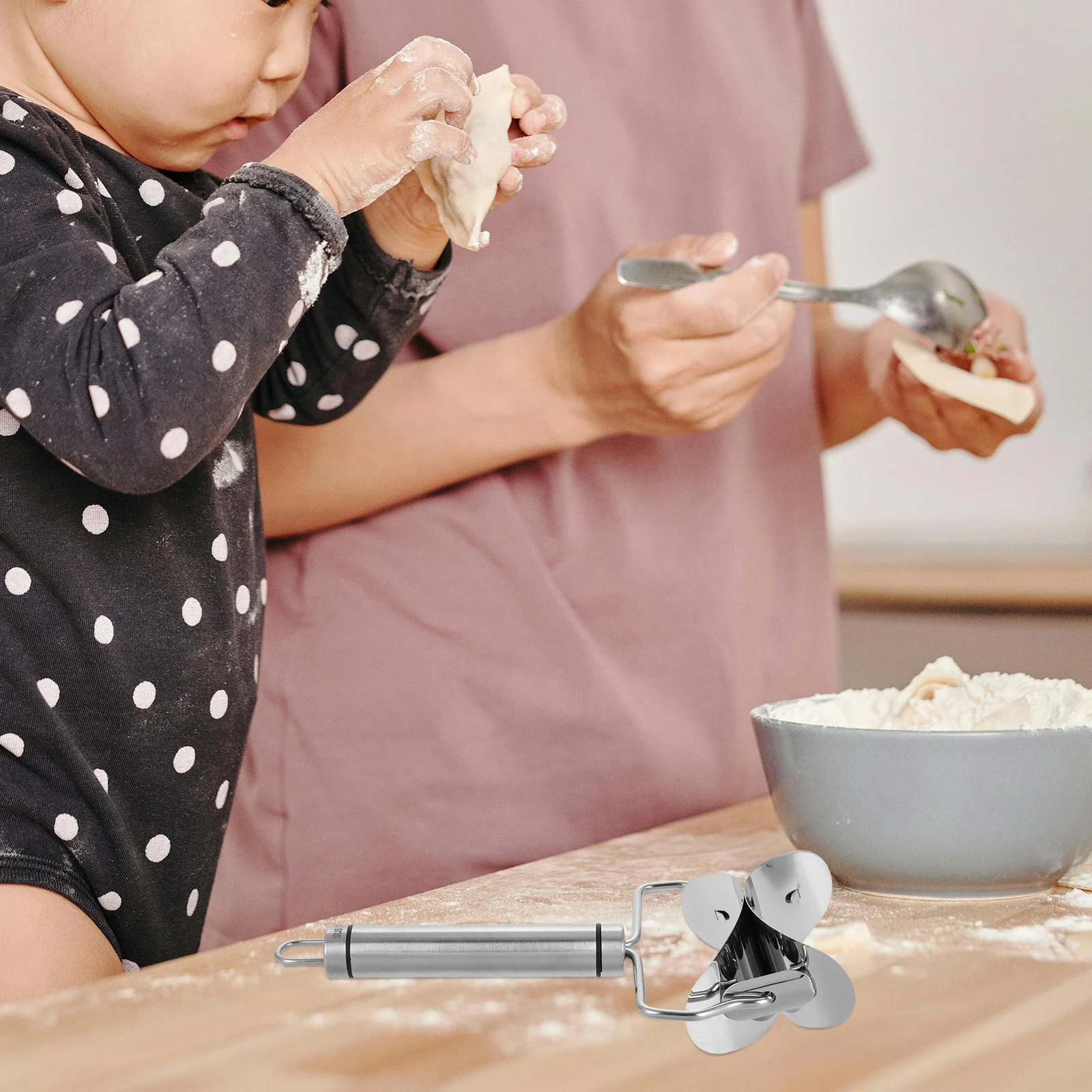 

Skin Mold Hand Pie Molds Stainless Steel Manual Dough Pressing Machine For Dumplings Ravioli Pie Maker Tool