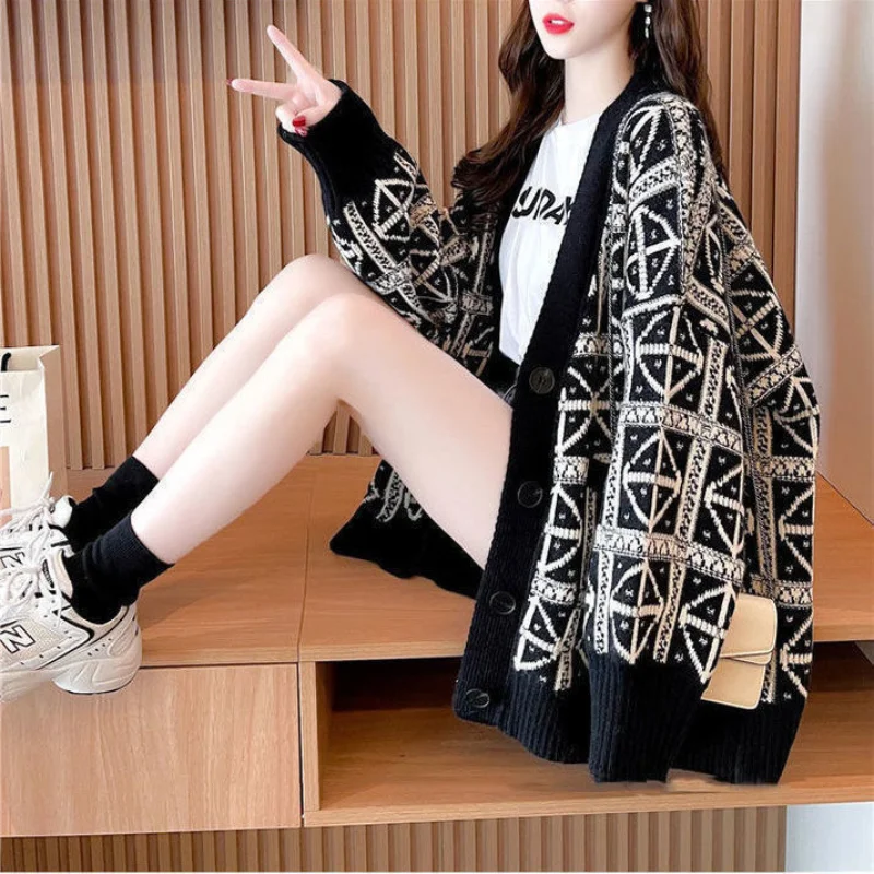 Spring and Autumn Small Fragrant Style Women\'s Coat Korean Version Lazy Style Knitted Cardigan Top with Stylish Style for Women