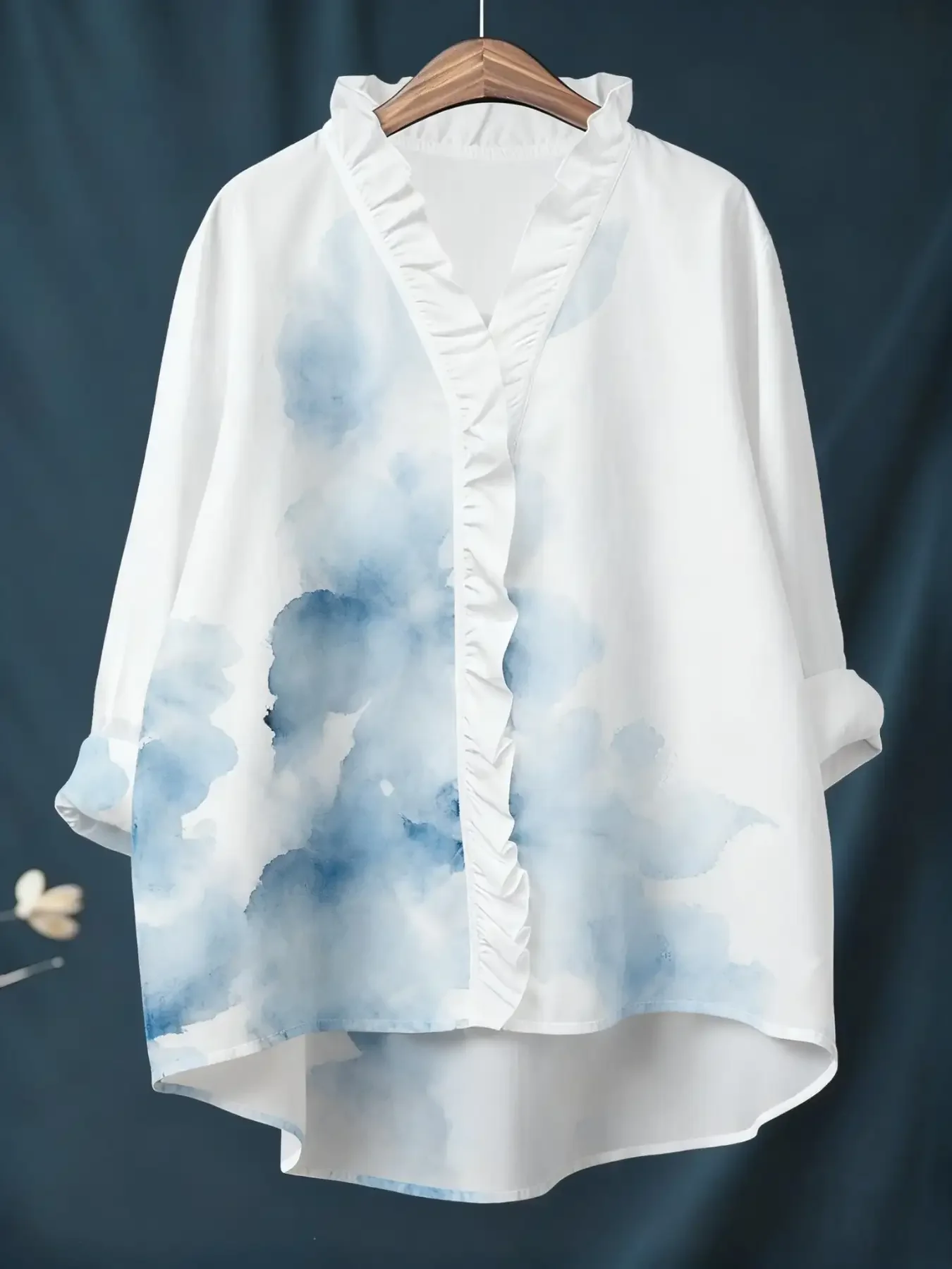 Spring, summer, and autumn outerwear 2026 autumn new V-neck casual top, women's long sleeved lace shirt, 
