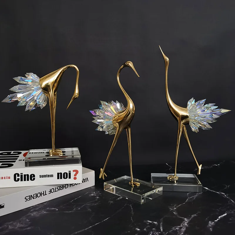 

Light Luxury Brass Crystal Crane Animal Sculpture Desktop Ornament Living Room Decoration Home Decoration Housewarming Gift