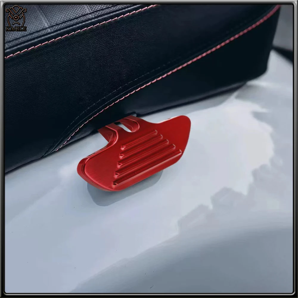 Motorcycle Accessories  Card for VESPA GTS300 GTV310 SPRINT PRIMAVERA150 125 180 Rear Tailframe Removal Cover Tail Armrest