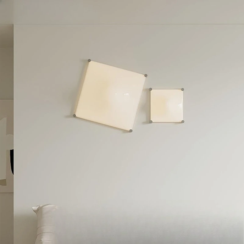 Französischer minimalistischer Wohnzimmer-Hintergrund, Gang, Licht, mittelalterlicher cremefarbener Wind, Schlafzimmer, Nachttisch