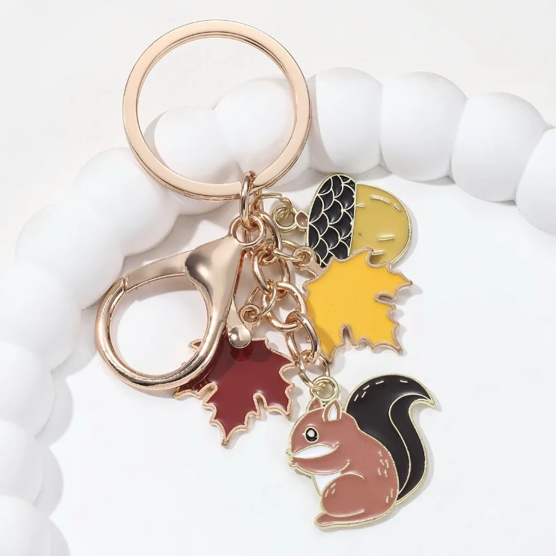 Lovely Hedgehog Squirrel Maple Leaf Enamnel Keychain Cute Animals Plant Autumn Key Ring For Women Men Thanksgiving Day Gift