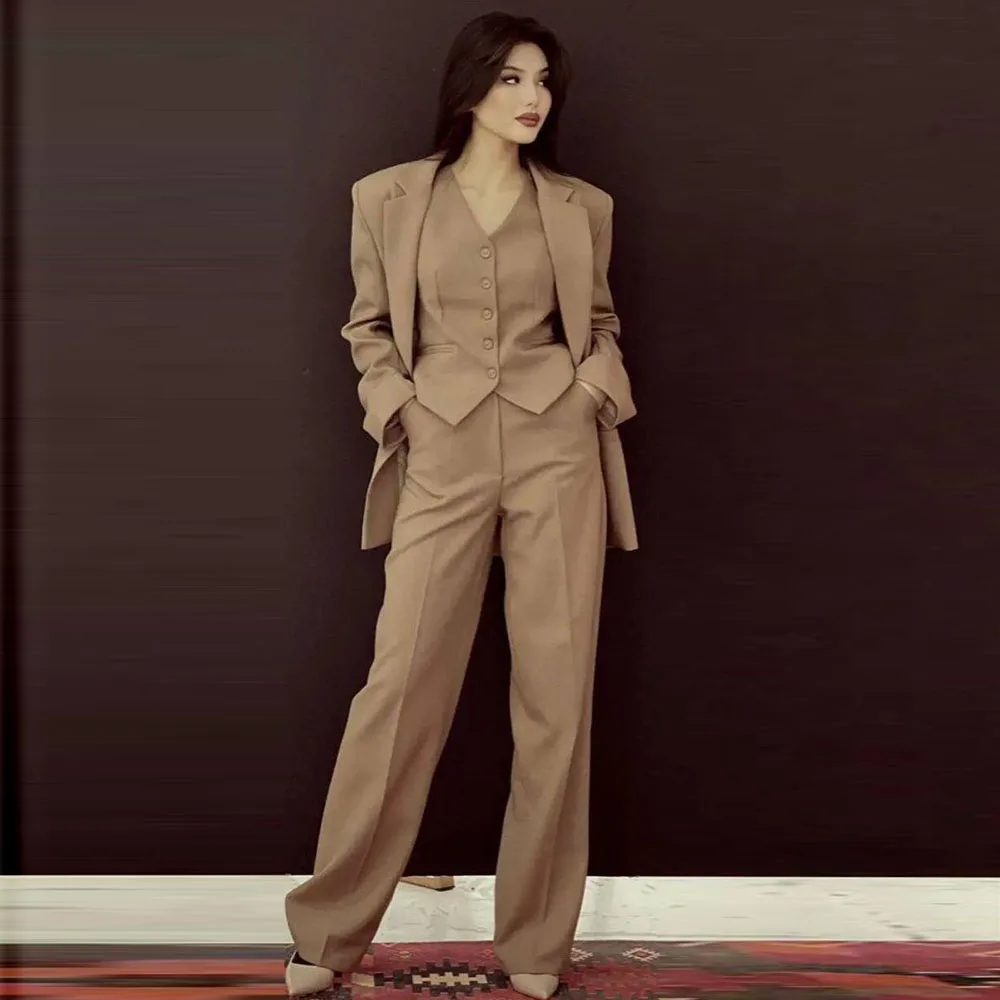 

Kaki Women Suits High Quality Formal Occasion Notch Collar 3 Pieces Jacket Pant Vest Customize Female Clothing Classic 2025