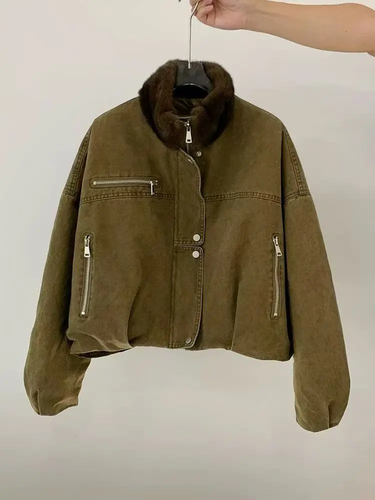 سترة شتوية جديدة لعام 2025 بياقة من فرو المنك الحقيقي الطبيعي سترة نسائية دافئة من قماش الدنيم ملابس خارجية نسائية سميكة فاخرة #5