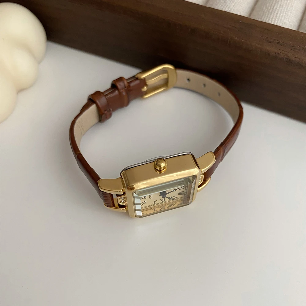 Vintage Temperament with Rheinstone dial quartz belt Watch For women's girl  Lady  Women's accessories