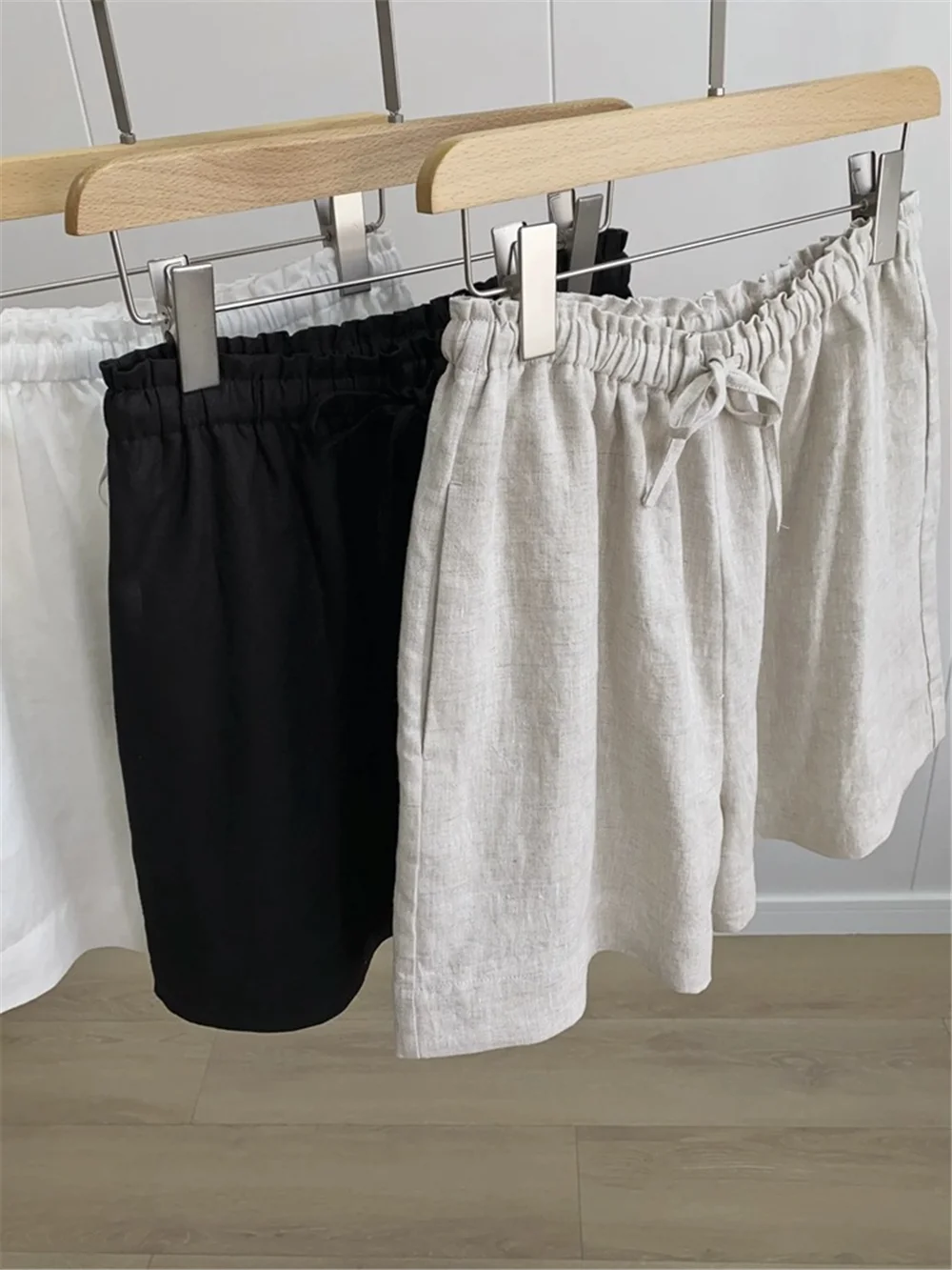 

Women's Casual Shorts Summer Drawstring Loose Straight Trousers