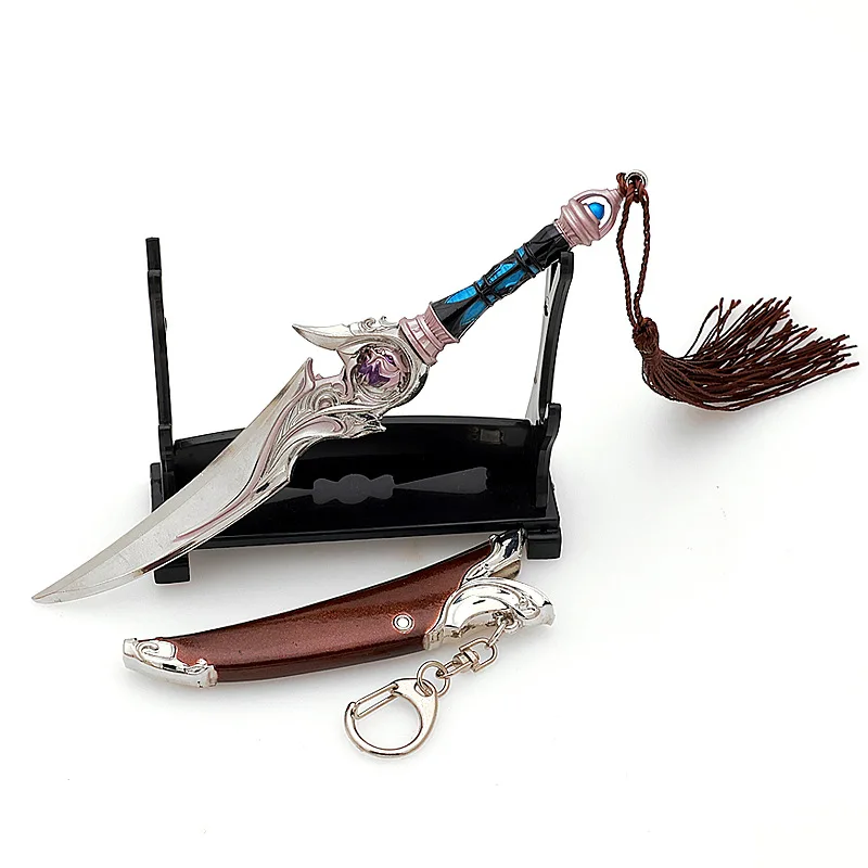 Couteau tigre blanc, armes de copie de jeu de 6.3 pouces, modèle en métal cool, porte-clés de décoration adapté à la voiture, au bureau et à la maison