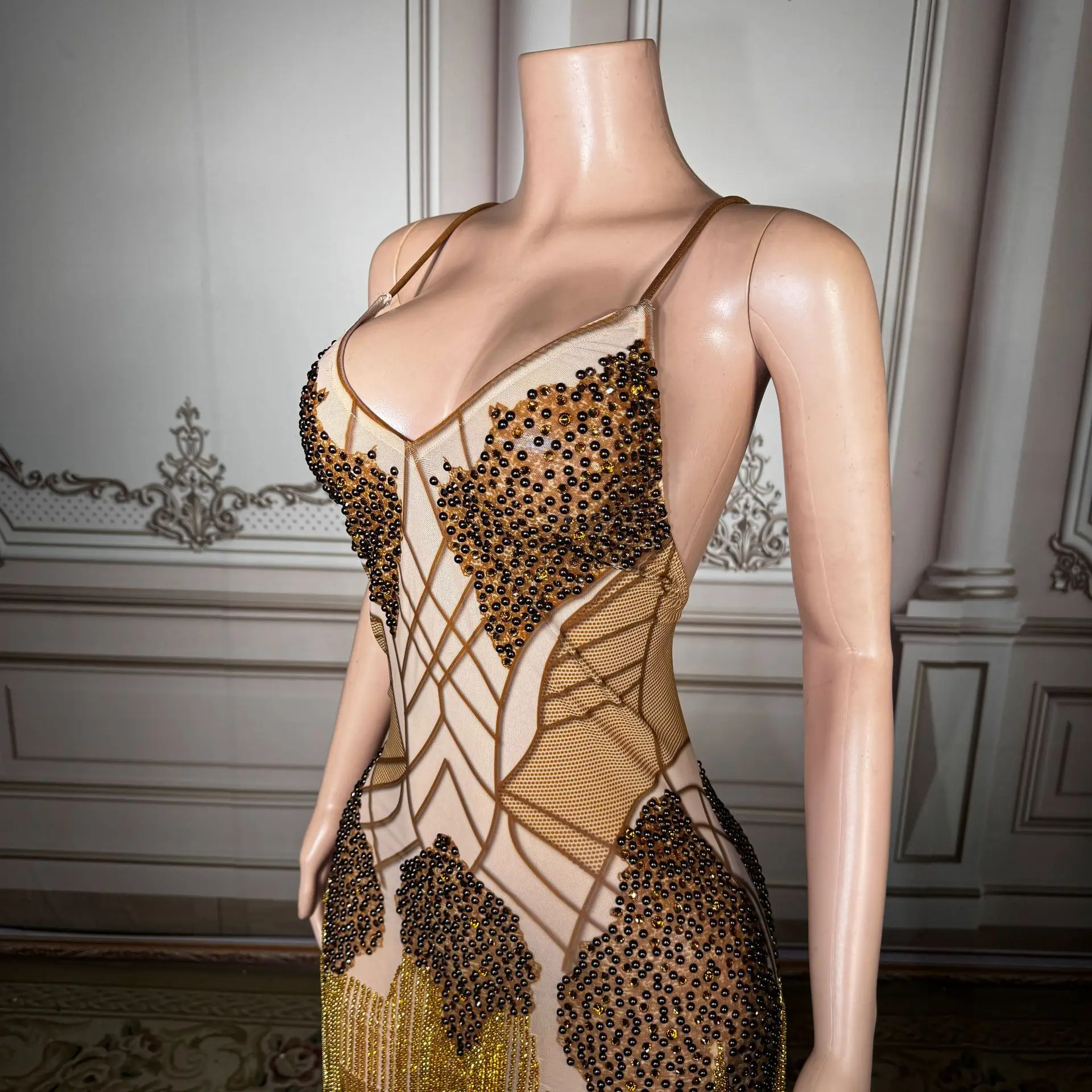 Sexy Stage Flashing Rhinestones Crystals Chains Cultivation Mesh Clothes Dance Dress Costume Women's Performance Wear