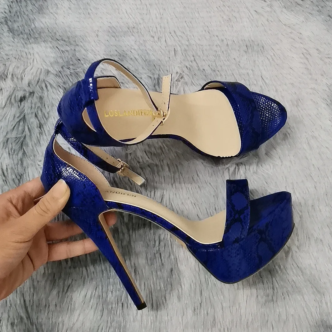 2024 nuove donne sandali 14cm cena tacchi alti Sexy Open toe fibbia cinturino sandalo tacchi blu modello serpente piattaforma scarpe da sposa