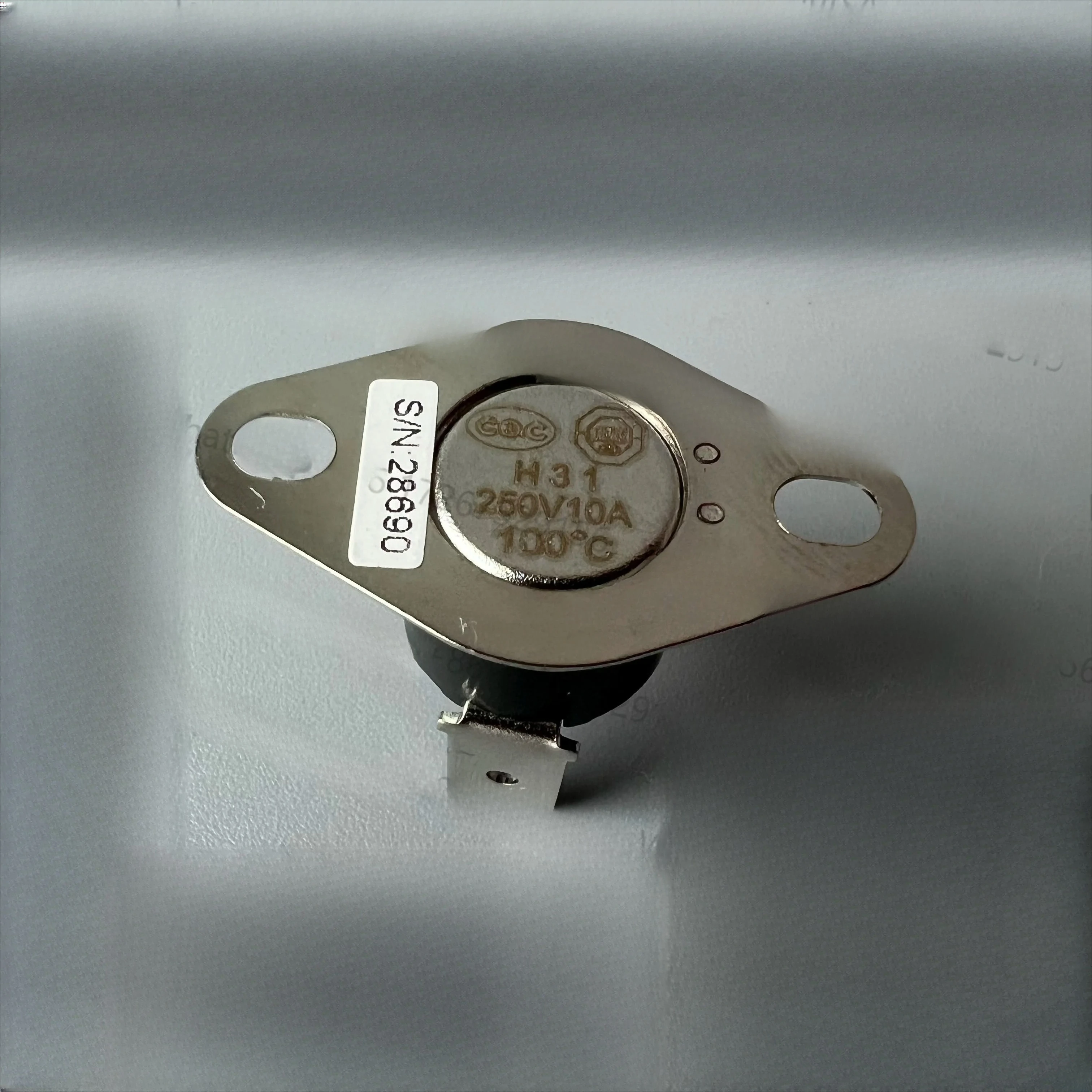 

Новый датчик для 115C1060554 Детектор D703 в цифровом принтере Fuji Frontier 550 570 570R Циркуляционная секция 115C1060554A