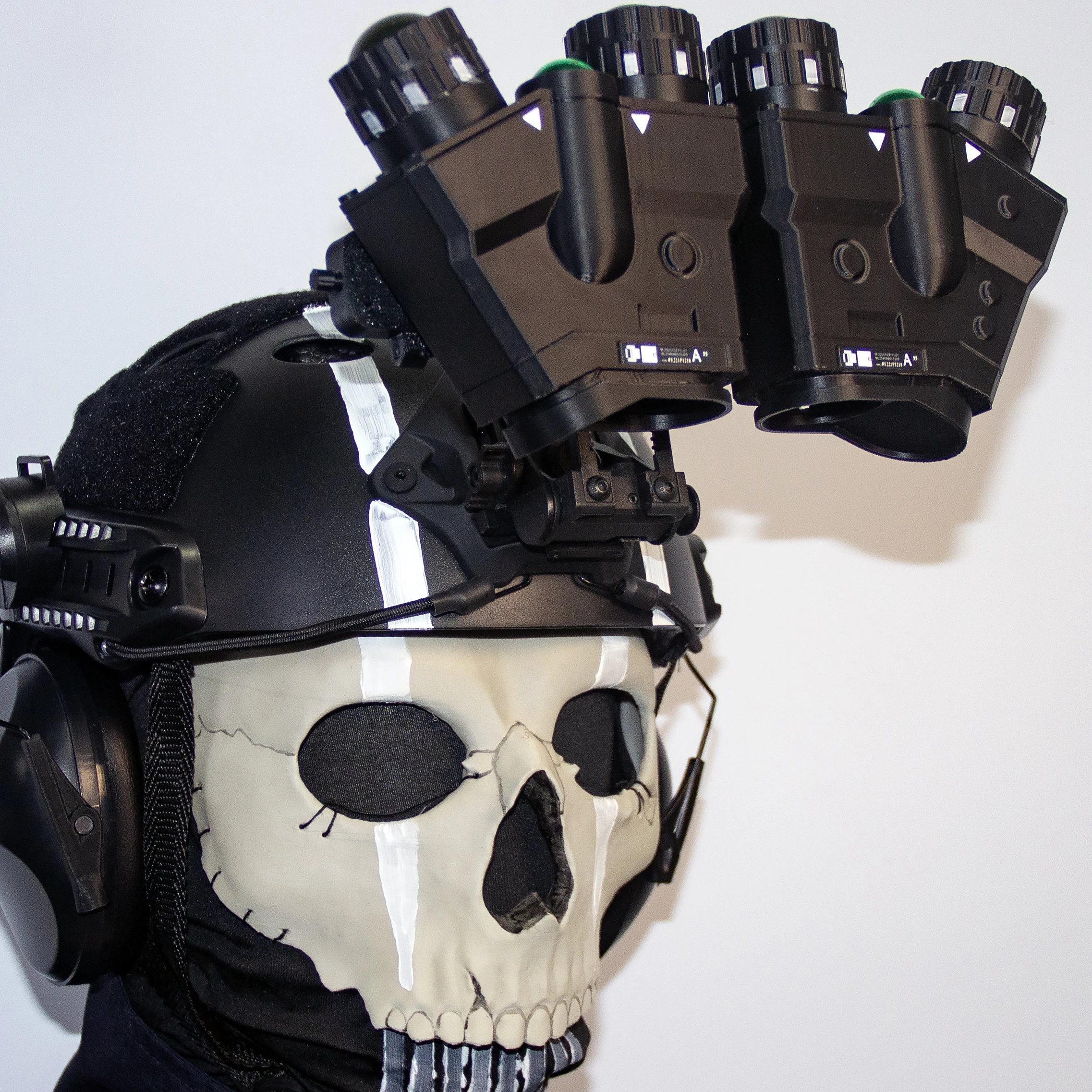 COD 19 Night Raid Ghost Night Vision Goggle Model with L4G24 Stand Call Of Duty Ghosts Koenig Tactical Helmet Cosplay Equipment view 3