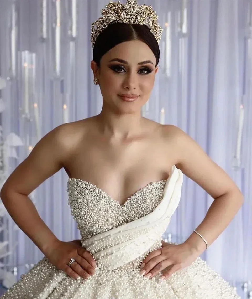 تخصيص دبي لامع اللؤلؤ الديكور الحبيب الكرة ثوب فساتين الزفاف الأميرة بلا أكمام فساتين العروس Vestido De Noiva