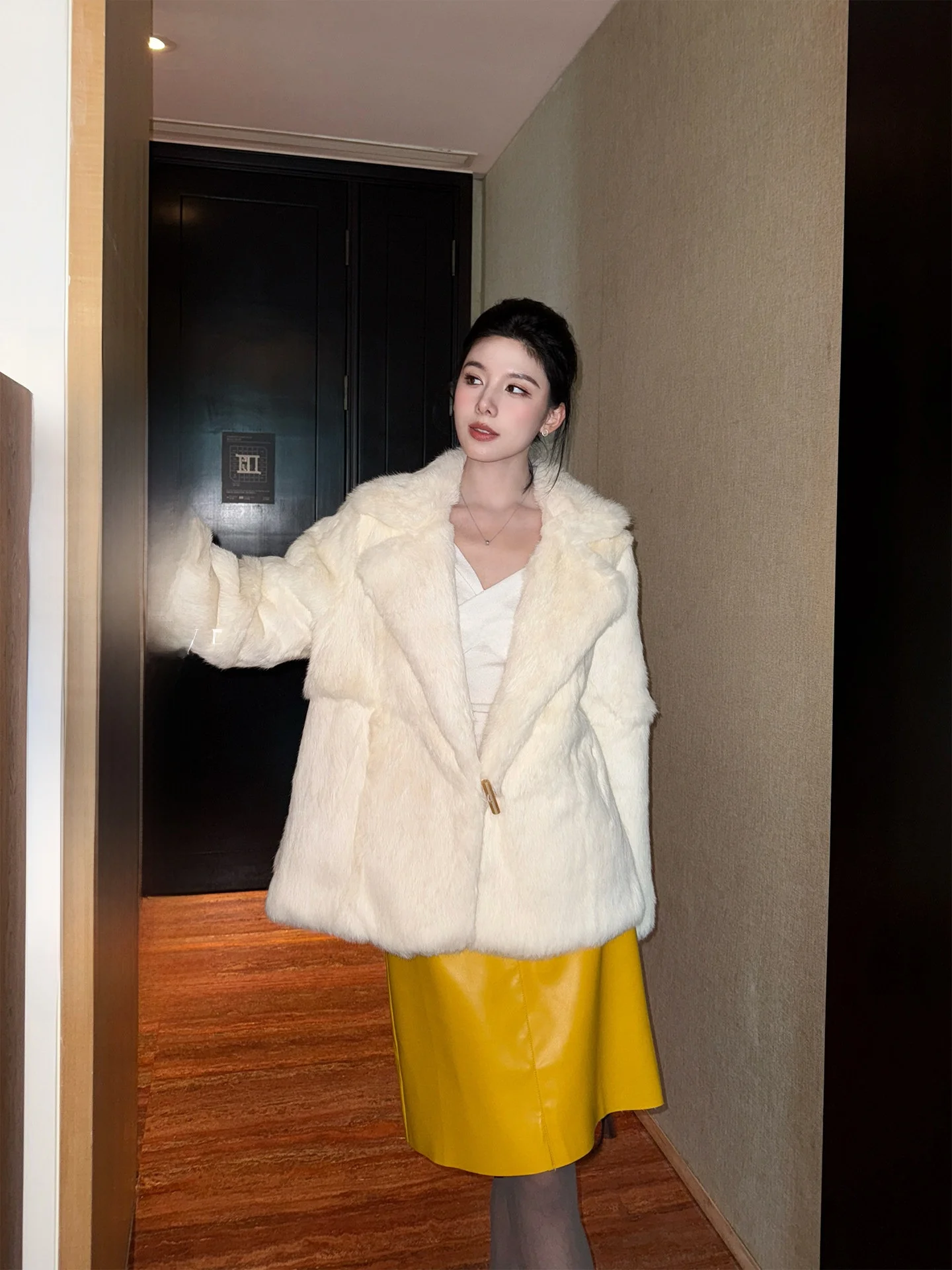 

First Snow Rabbit Fur Jaet Women's Winter Coat Luxury Warmth Straight Cut Long Sve Button Closure White Leather Outerwear