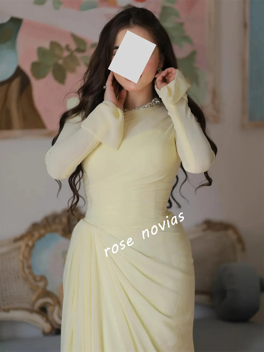 Gaun Malam Wanita Klasik untuk Acara Khusus, Model A-line Panjang Lantai, Bahan Chiffon Berhias Rhinestone dan Lipit, Desain Khusus untuk Pesta Pernikahan yang Elegan
