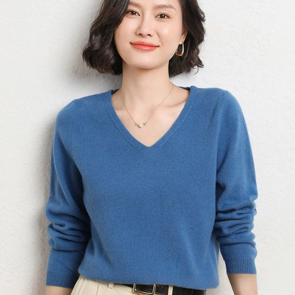 

Women's V-Neck Knitted Sweater Long-Sleeved Slim-Fitting Base Layer Short Style for Autumn Winter Flattering Wool Sweater