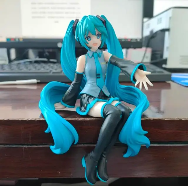 

New 14cm Hatsune Miku Anime Girl Figures Noodle Press Figure Series Miku Figurines Doll Model Car Decoration Kids Toys Fans Gift