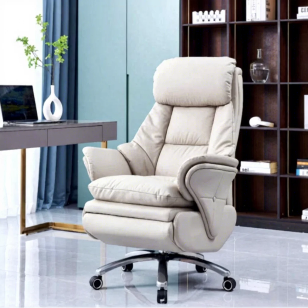 

Современный стильный офисный стул для руководителя из кожи с клетчатым узором