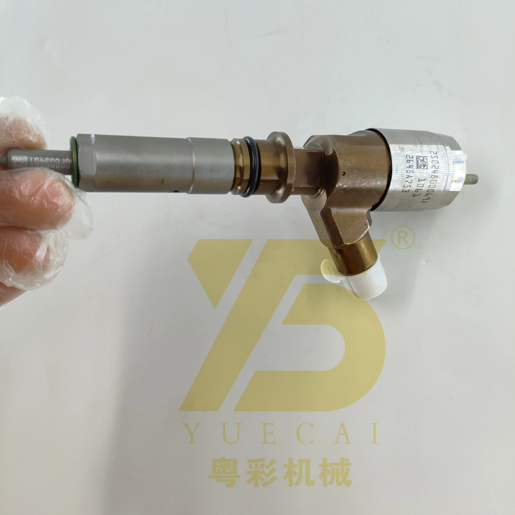 

YUE CAI Excavator Injector 2959580 295-9580 For Diesel Engine Parts Nozzle Assembly
