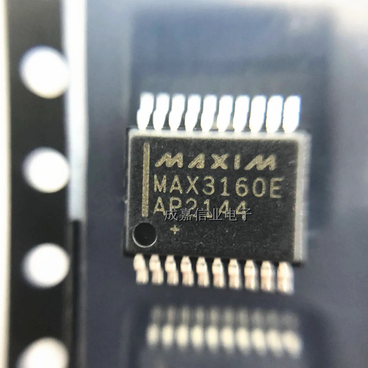 

5pcs/Lot MAX3160EAP+T SSOP-20 RS-422/RS-485 Interface IC +3.0V to +5.5V, 1uA, RS-232/RS-485/422 Multiprotocol Transceivers