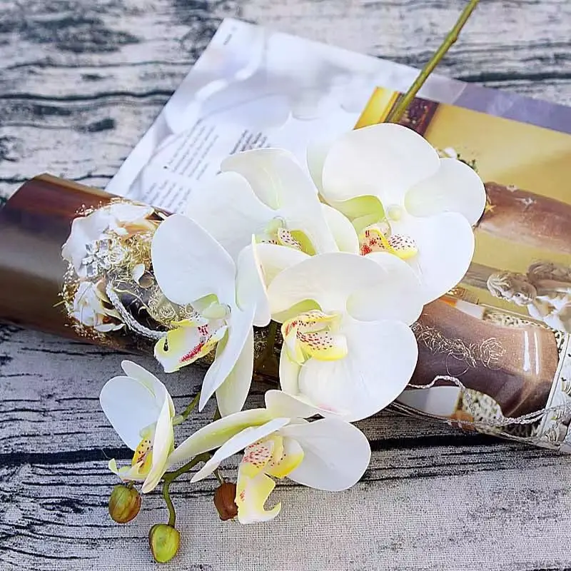 6 Köpfe gefälschte 3D Phalaenopsis weiße Seide Orchidee Weihnachtsdekoration für Neujahr Zuhause Vasen Hochzeit künstliche Pflanzen Blumen