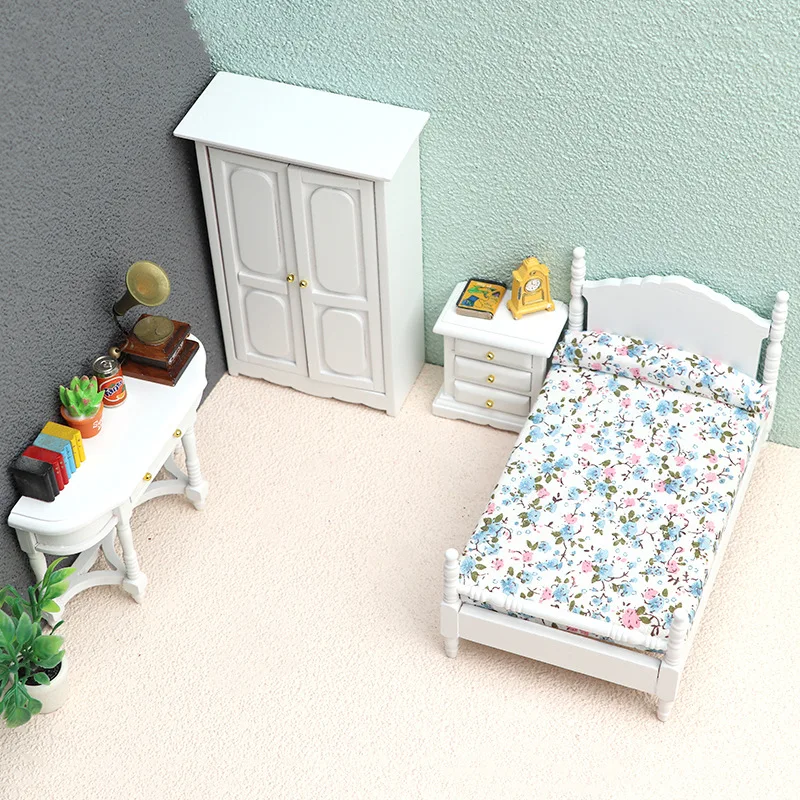 Simulation Furniture Model Mini Wood Bed Cabinet Table Set Bedroom Miniature Scene Decoration 1:12 Dollhouse Accessories