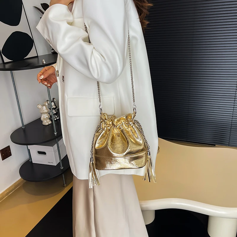 Small Tassels Design Silver Pu Leather Crossbody Bags For Women 2024 Y2k Korean Fashion Designer Female Bucket Bag Lady Handbags