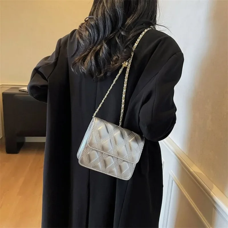 

Classic Elegant Designer Diaper Bag For Women Trendy Leather Tote With Vintage Style And Fashionable Crossbody Messenger Bag