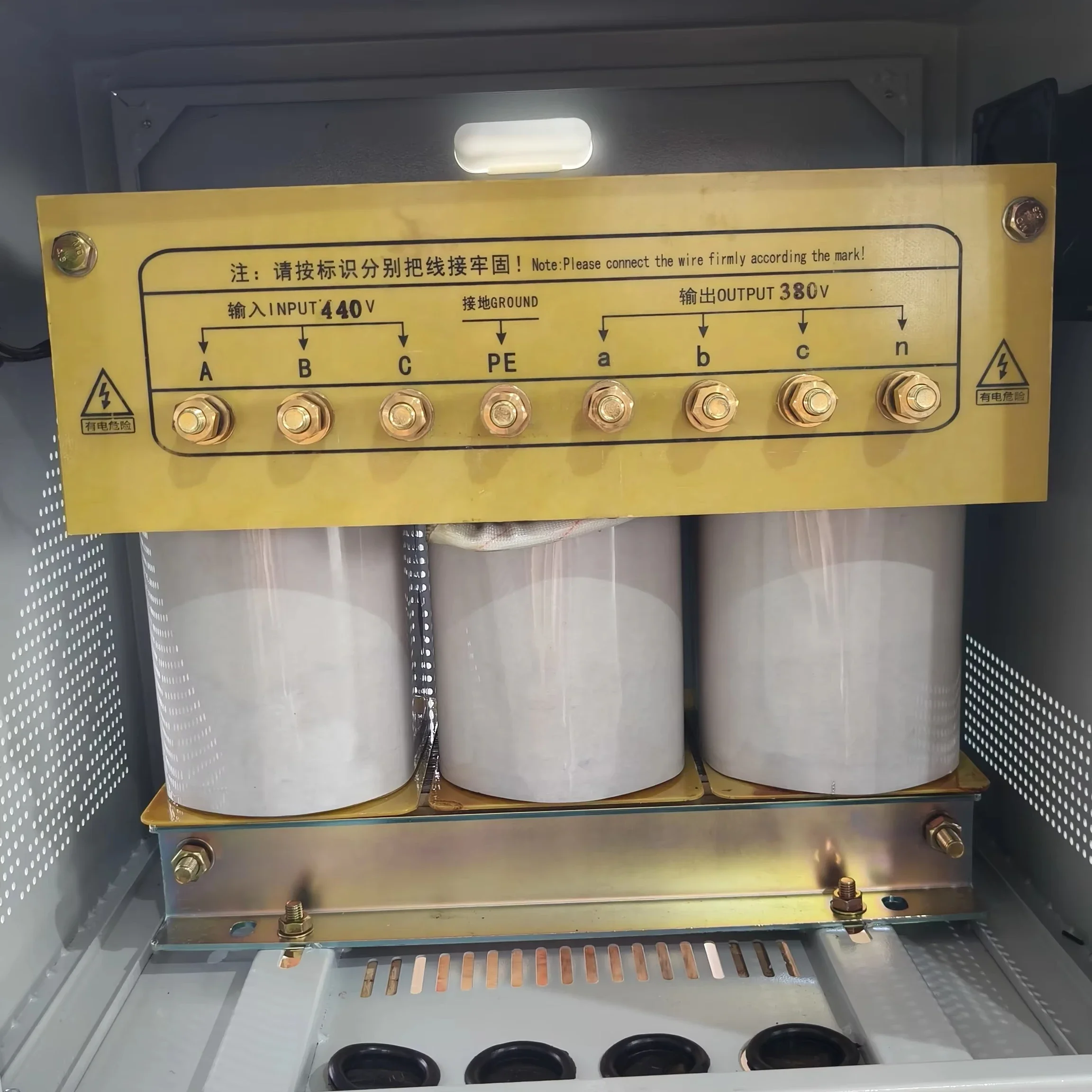 

80Kva 480v To 220v Step Down Transformer 3 Phase Dry Autotransformer