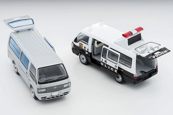 24.2 Tomytec Tomica 1:64 TLV N310A N309A mazda Bongo Brony Van Low Floor 5 police Simulation Alloy Static Car Model Toy Gift