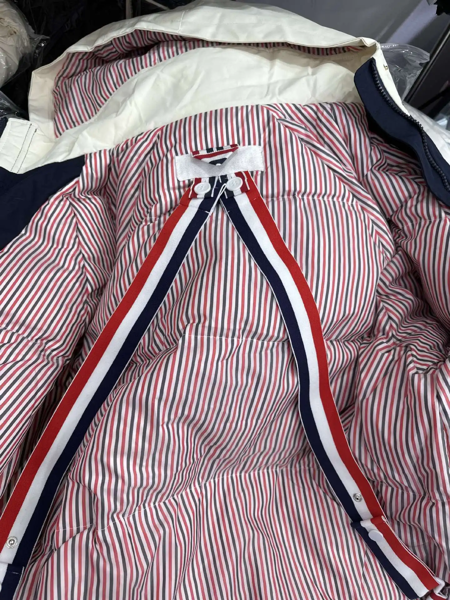 المرأة الجديدة طويلة مقنعين أسفل Jaet أربعة المشارب الأبيض Du أسفل الكورية Sle تنوعا كلية ملابس خارجية العصرية #3