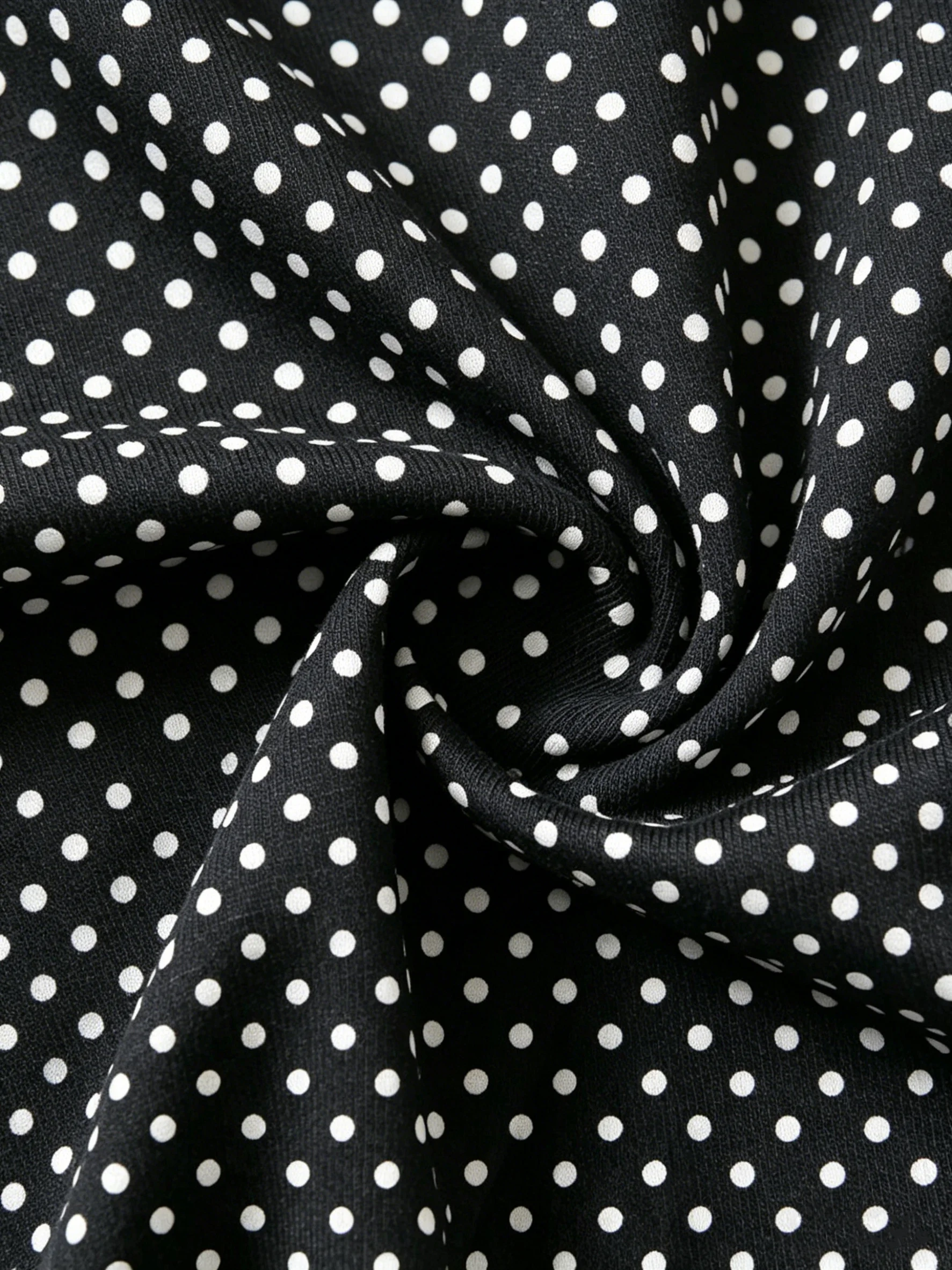 Damen Polka Dot Off-Shoulder Kurzarm Crop Top mit seitlicher Raffung, schmal geschnittene, süße Oberteile, Blusas Para Mujer, Alltags-Streetwear, Sommer, Casual – Detail 4