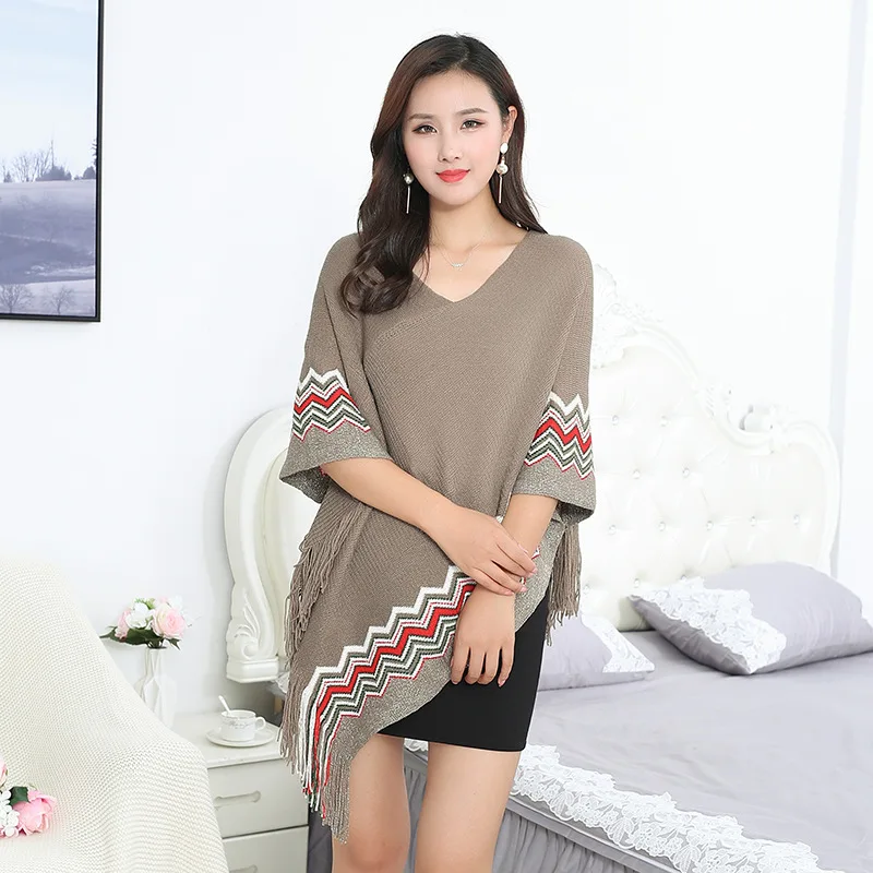 

2022 Spring Autumn New Fashion Large Tassel Irregular Shawl Coat Pullover Cloak Women Wear Lady Poncho Capes Khaki