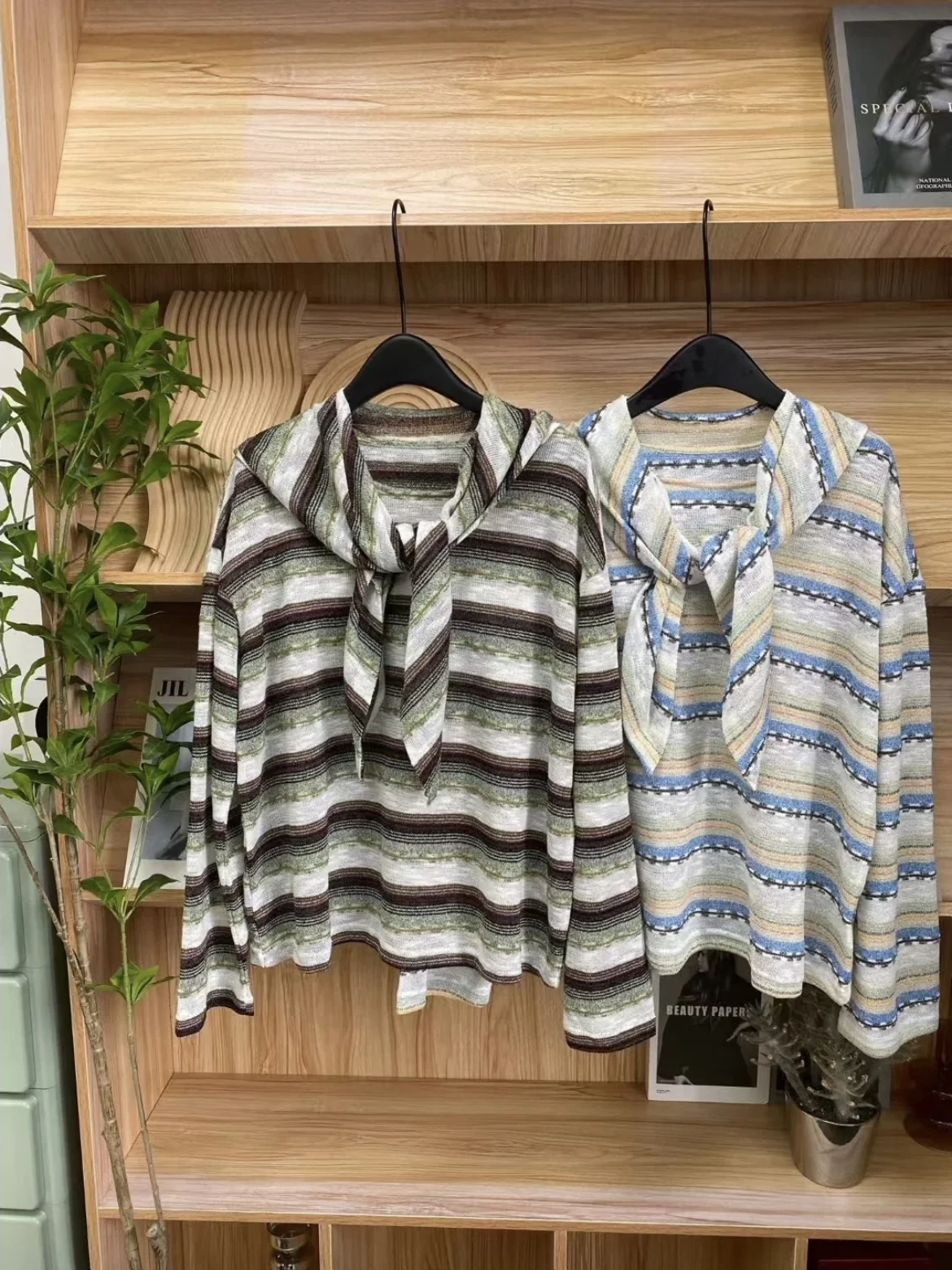 

Heidd Autumn Winter Forest System oulder Wrap Long Sve Knitted T-irt Color Blo Striped Polyester Fiber