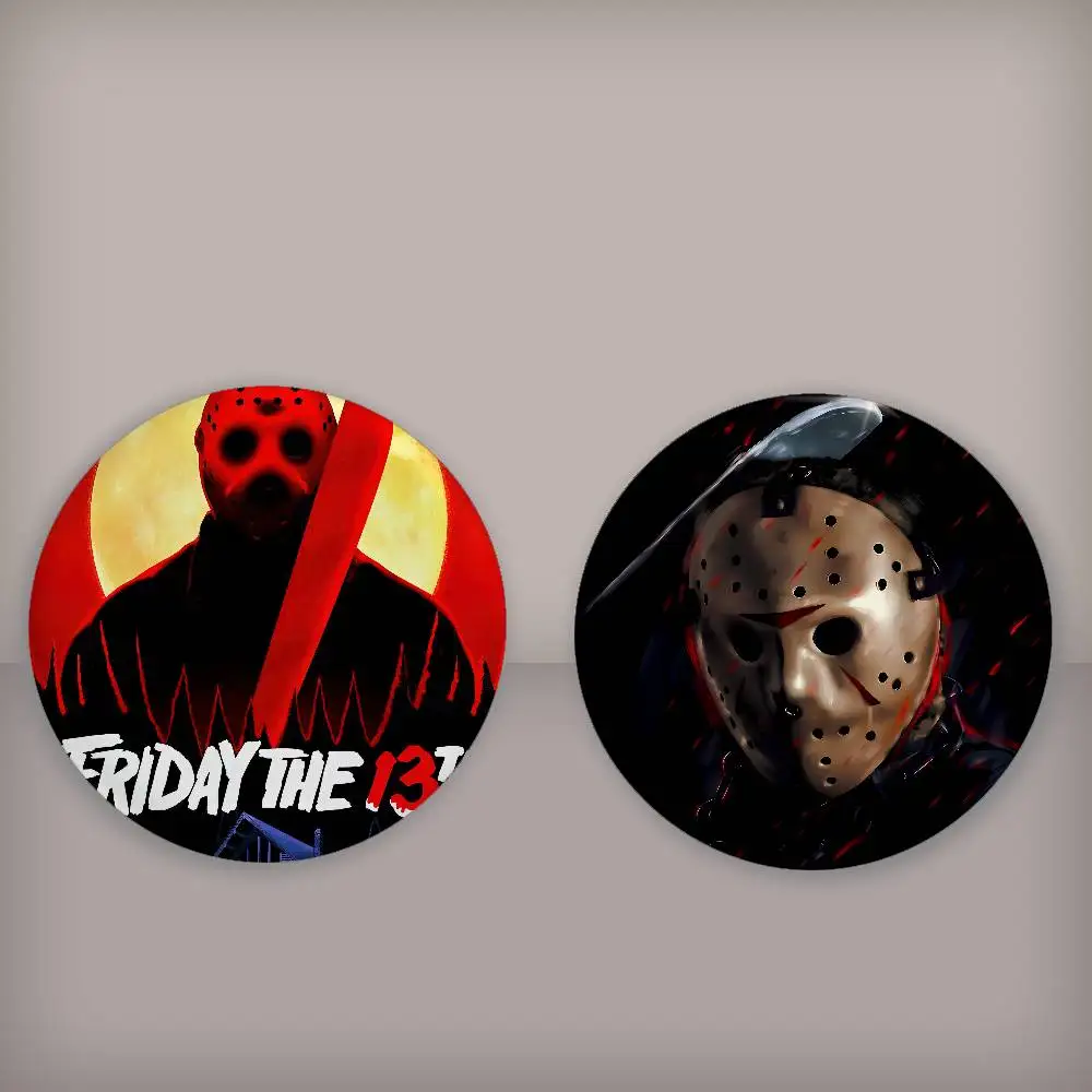 F-Friday 13th شارات صفيح لينة زر دبوس بروش شارة معدنية مخصصة مجوهرات اكسسوارات قبعة حقيبة التلبيب
